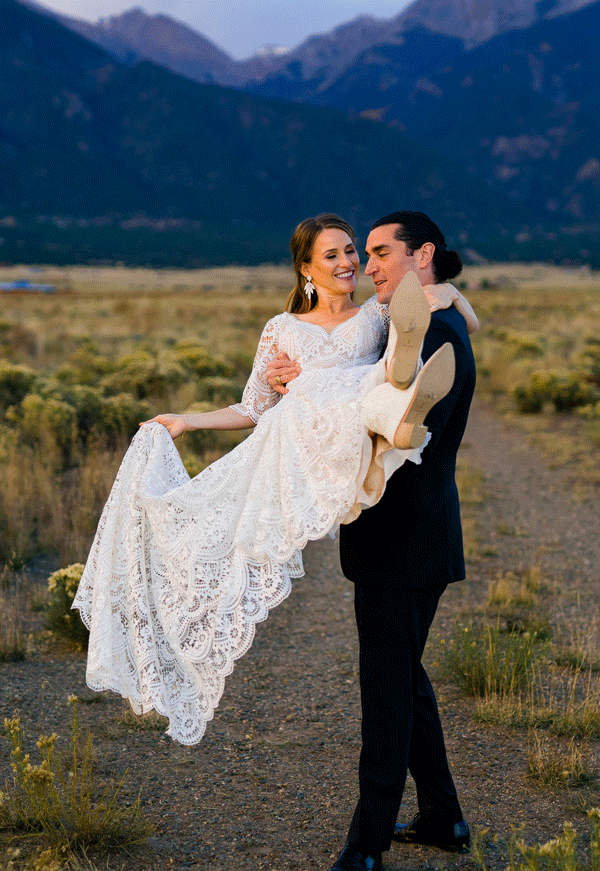 gif of bride and groom twirling and kissing during their colorado springs elopement